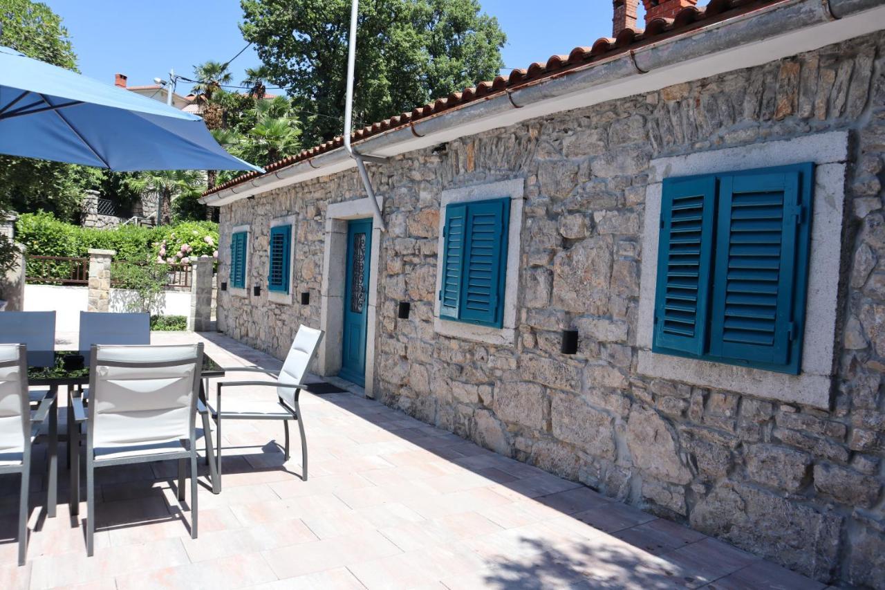 Guesthouse Toticevi ริเยกา ภายนอก รูปภาพ